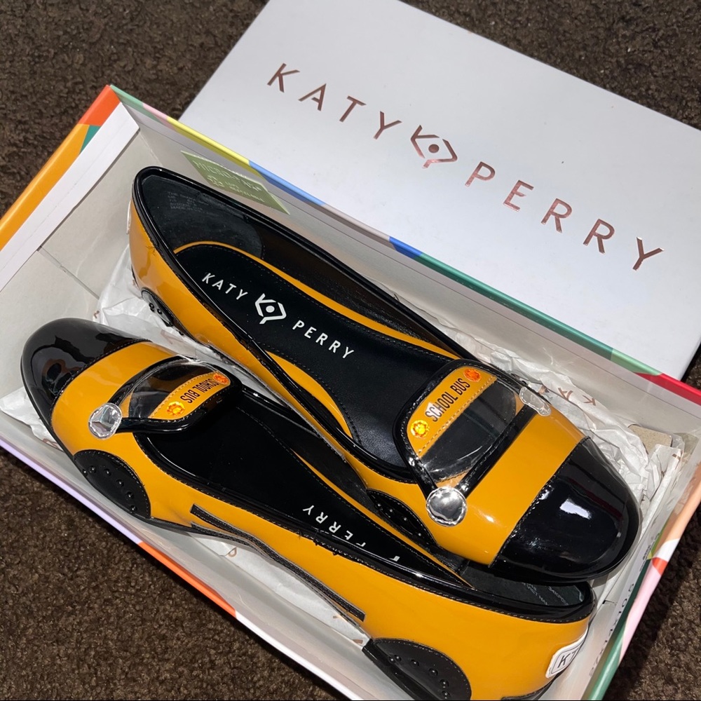 COPY - NWT Katy Perry School Bus Flats